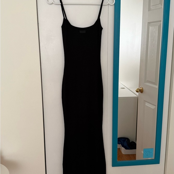 SKIMS Black Ribbed Maxi Dress - Picture 4 of 4